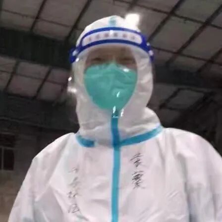 好样的，致参加抗疫志愿者的复盛同仁们，为你们点赞！