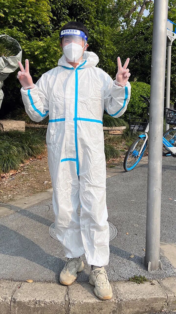 好样的，致参加抗疫志愿者的复盛同仁们，为你们点赞！