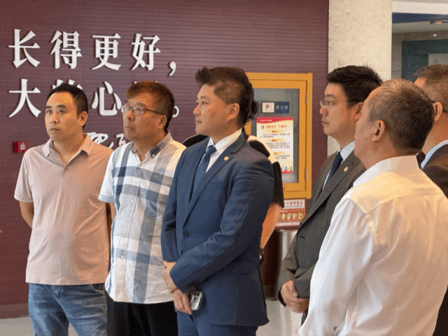 复盛集团走进徐州社会福利院,用爱心点亮童心